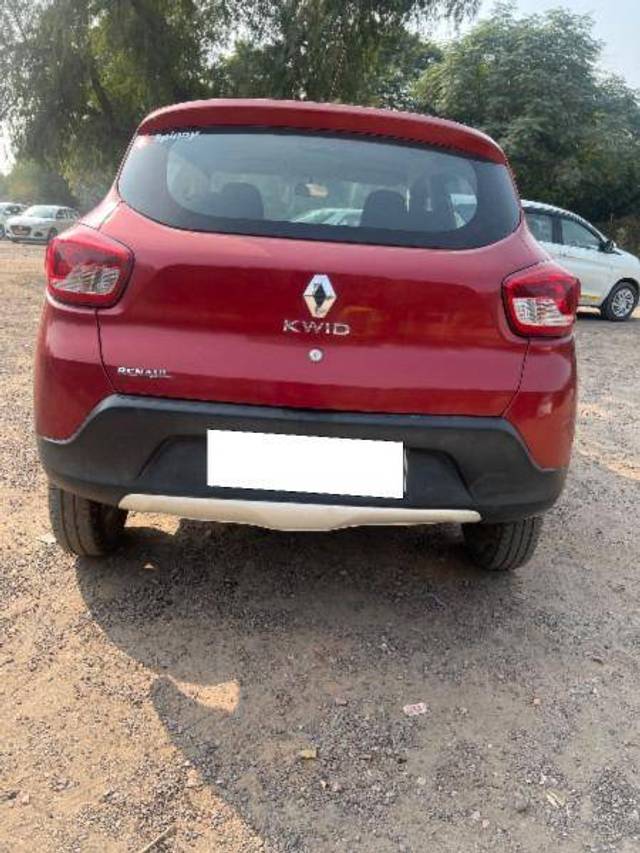 https://images10.gaadi.com/usedcar_image/4247553/original/9403b4486239888e02299da9f98d30fe.jpg?imwidth=6401