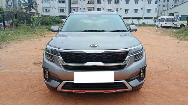 https://images10.gaadi.com/usedcar_image/4247619/original/processed_324c728ac03a1cf13624c04ce1377ba0.jpg?imwidth=6400