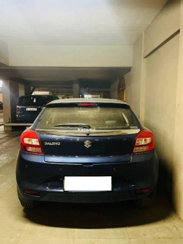 https://images10.gaadi.com/usedcar_image/4247662/original/processed_0ca8bc5f-43b8-42b5-a143-60efdd072179.jpeg?imwidth=6400