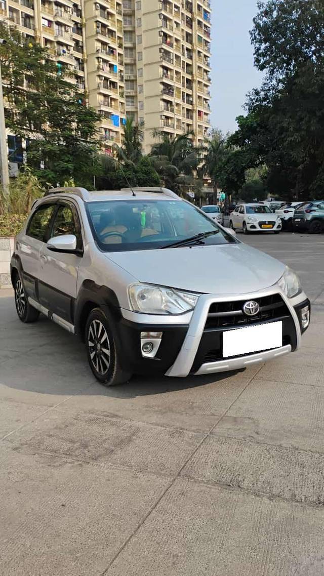 https://images10.gaadi.com/usedcar_image/4247756/original/processed_0c2bd4d03495feeed6d7330cd7b30e43.jpg?imwidth=6400