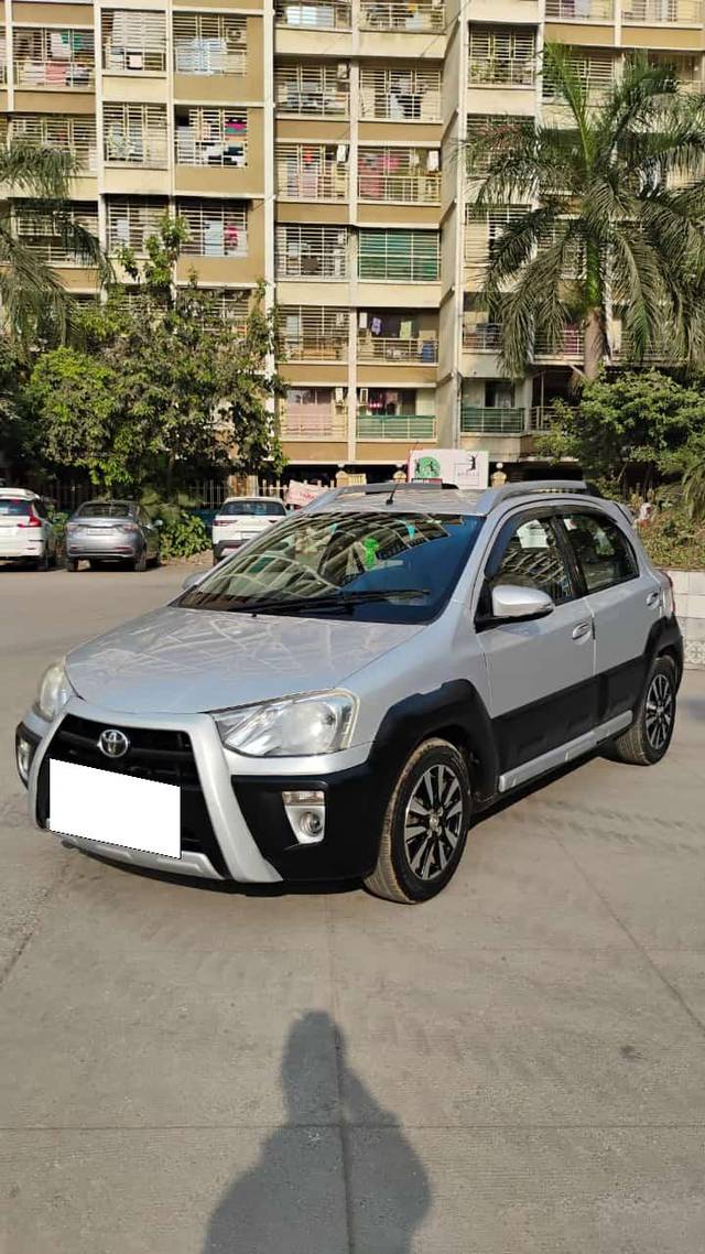 https://images10.gaadi.com/usedcar_image/4247756/original/processed_68cec897d7f3944ff878ee9f3805edb4.jpg?imwidth=6401