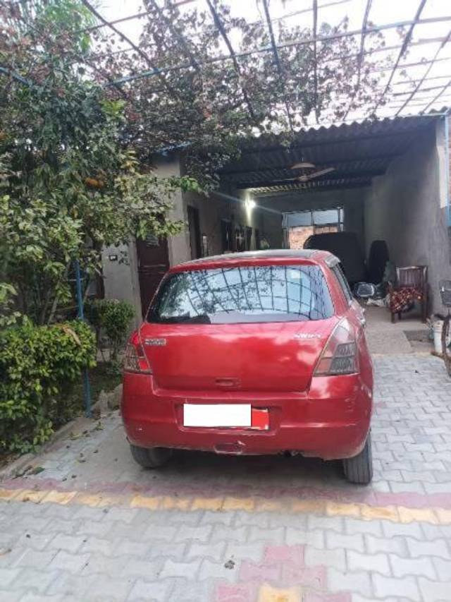 https://images10.gaadi.com/usedcar_image/4247813/original/processed_5ce43617-c012-4651-abf4-f434abba0b4e.jpg?imwidth=6401