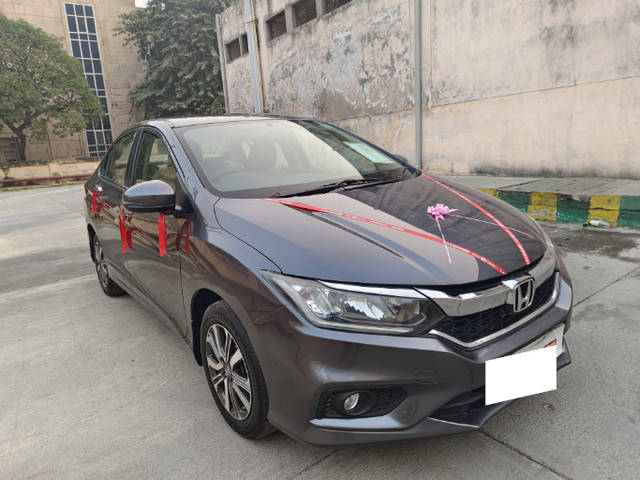 https://images10.gaadi.com/usedcar_image/4247869/original/3fa8881ac9ea37f6c1e64479dab71e71.png?imwidth=6400