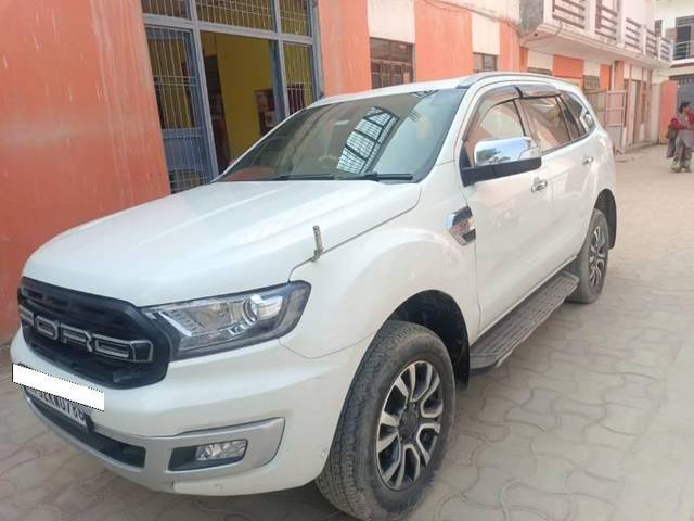 https://images10.gaadi.com/usedcar_image/4247980/original/processed_b384f796-acc1-464d-a0b0-bea4389d287d.jpg?imwidth=6400