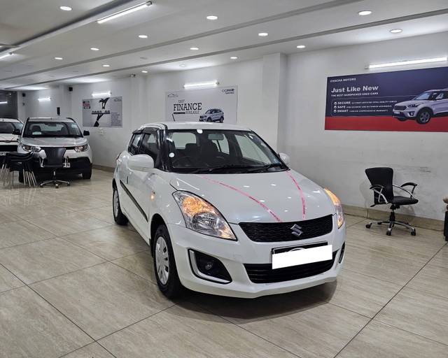 https://images10.gaadi.com/usedcar_image/4248050/original/processed_42988cd3374b51e67f83b92265e3f41a.jpg?imwidth=6400