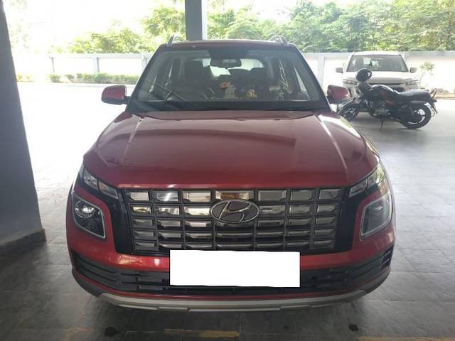 https://images10.gaadi.com/usedcar_image/4248106/original/processed_ce429959-1bfa-4374-a993-d81c910535ca.jpg?imwidth=6400