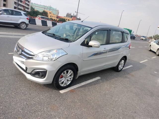 https://images10.gaadi.com/usedcar_image/4248182/original/processed_d40ed7ff34f2ac11c8104223a342c97e.jpeg?imwidth=6400