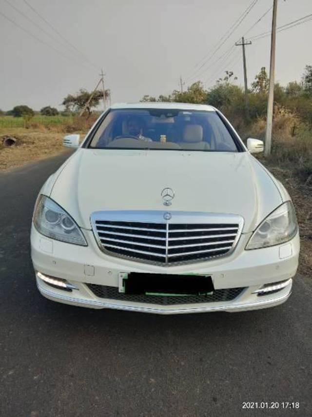 https://images10.gaadi.com/usedcar_image/4248228/original/processed_c6b538ca-4a8f-4fd5-b293-f29d98a98b7a.jpg?imwidth=6400