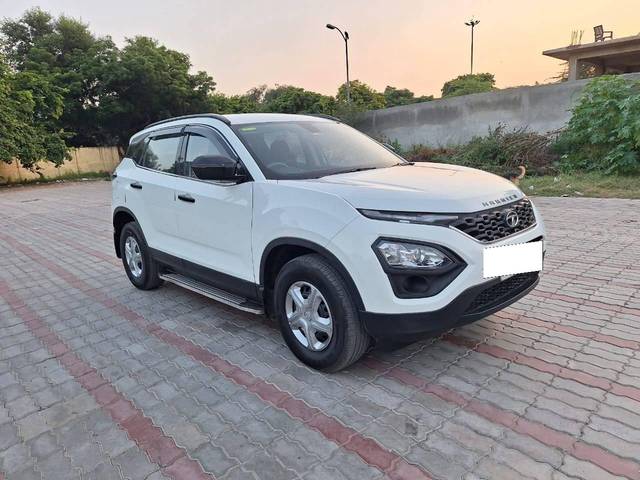 https://images10.gaadi.com/usedcar_image/4248507/original/processed_d41c24a3784390e7ef9dcbe7b12b335f.jpg?imwidth=6400