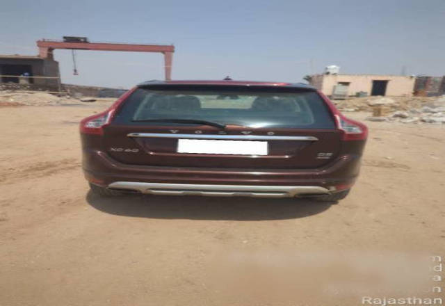 https://images10.gaadi.com/usedcar_image/4248535/original/a159edd8c8baa48a50b85727f5a9e023.jpg?imwidth=6401