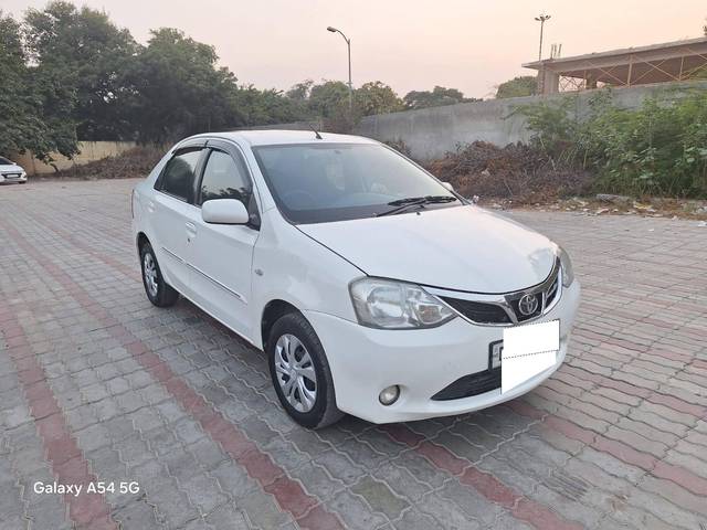 https://images10.gaadi.com/usedcar_image/4248573/original/processed_b35d56cbc499d3f6890b6a51b35af960.jpg?imwidth=6400