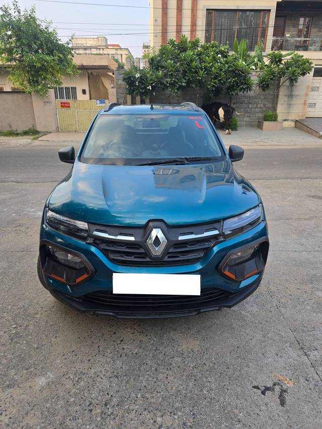 https://images10.gaadi.com/usedcar_image/4248627/original/processed_12d36a1d71a629b7b48d58c7a24a87ae.jpg?imwidth=6402