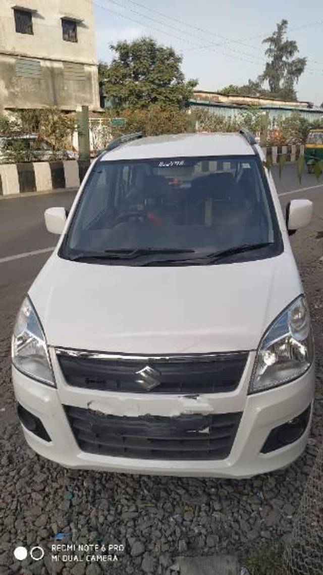 https://images10.gaadi.com/usedcar_image/4248745/original/processed_e036158d-d616-48c3-b3f1-1af88a075ff7.jpg?imwidth=6401