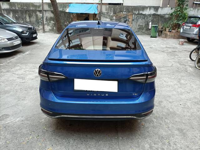 https://images10.gaadi.com/usedcar_image/4248760/original/processed_84ea06ea1a70d2bfcf72ab38e31f9c88.jpg?imwidth=6402