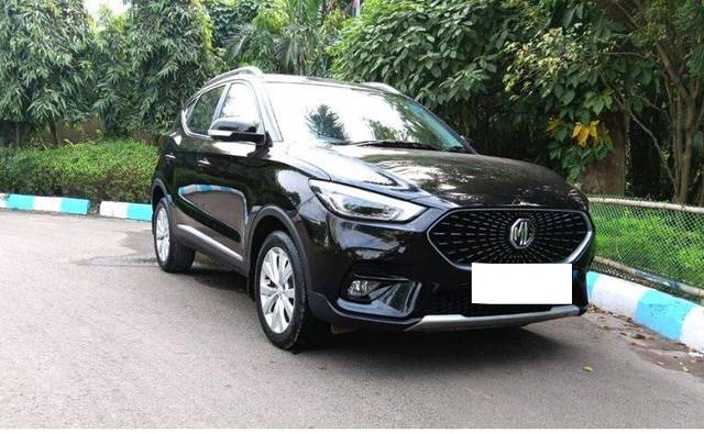 https://images10.gaadi.com/usedcar_image/4248777/original/processed_1a262f1142e76693edf1c6d957dee0b8.jpeg?imwidth=6400