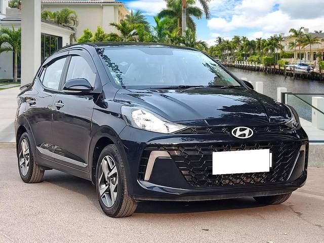 https://images10.gaadi.com/usedcar_image/4248783/original/processed_28c5a6344ab1f46df7b17f4cec9ea4ea.jpg?imwidth=6400