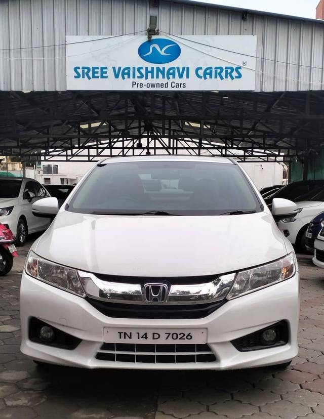 https://images10.gaadi.com/usedcar_image/4248844/original/processed_e004e5755d0a5d5ee7e987b85b6d3aae.jpeg?imwidth=6400