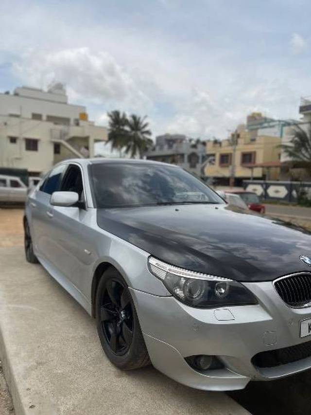 https://images10.gaadi.com/usedcar_image/4248905/original/c873ee4db46075caf1d2f04b1daa23f7.jpeg?imwidth=6402