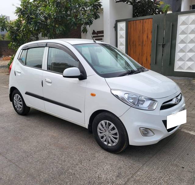 https://images10.gaadi.com/usedcar_image/4248919/original/processed_5e182744da062d5aab895e62fe15f670.jpg?imwidth=6400