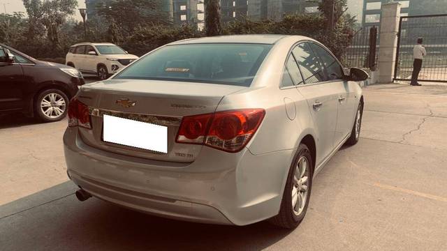 https://images10.gaadi.com/usedcar_image/4248954/original/0a1788355c455f5570332f0c27d7e859.jpeg?imwidth=6401