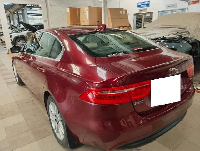 https://images10.gaadi.com/usedcar_image/4249008/original/processed_85c1bed9-8eb4-48ef-aa85-ffd76abdc785.jpg?imwidth=6402