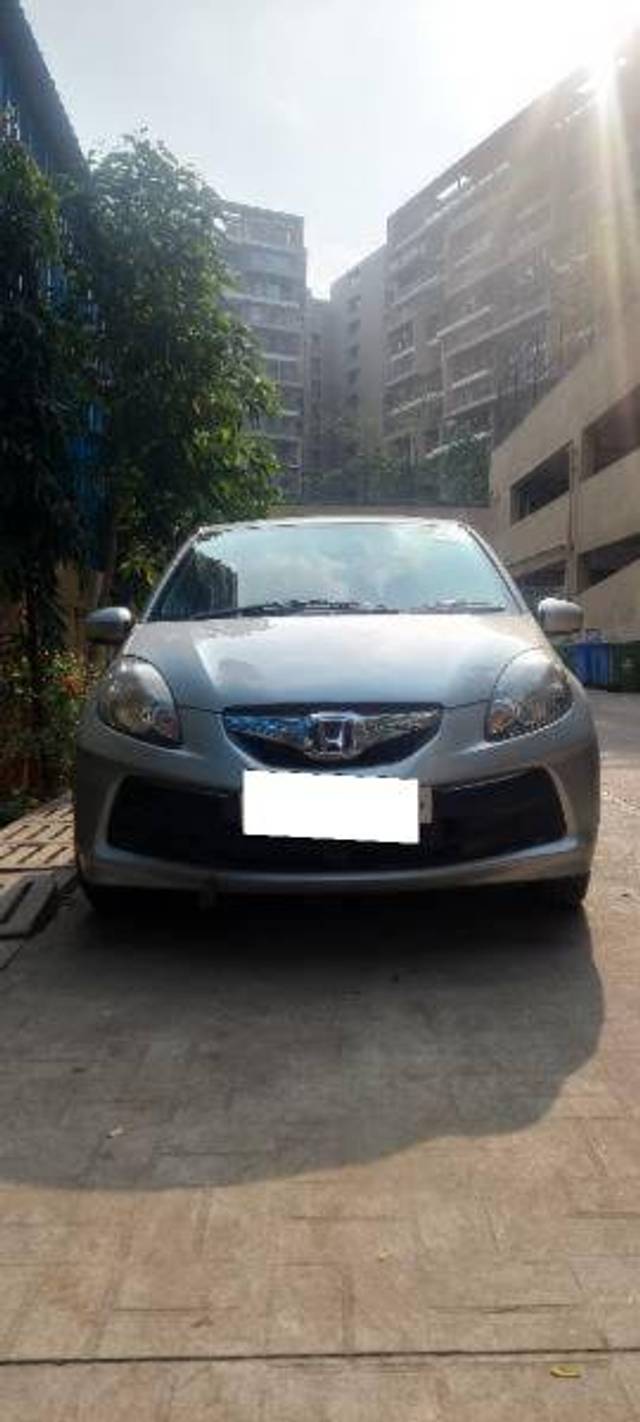 https://images10.gaadi.com/usedcar_image/4249041/original/dceadf22f9f2710c3113bcc2bf4fd835.jpg?imwidth=6400