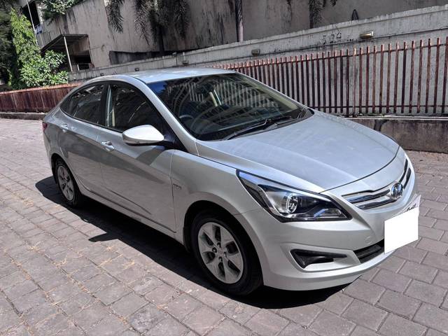 https://images10.gaadi.com/usedcar_image/4249078/original/processed_c459453dc014d753556385e8218983b1.jpg?imwidth=6400