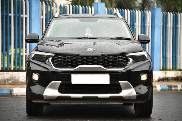 https://images10.gaadi.com/usedcar_image/4249090/original/processed_032d667c11cd1f7de185a44a098a3d59.jpg?imwidth=6400