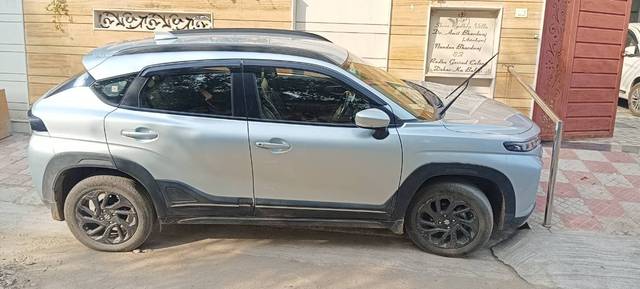 https://images10.gaadi.com/usedcar_image/4249111/original/3b88fc66ef8ab415d502668e9308f224.jpg?imwidth=6402