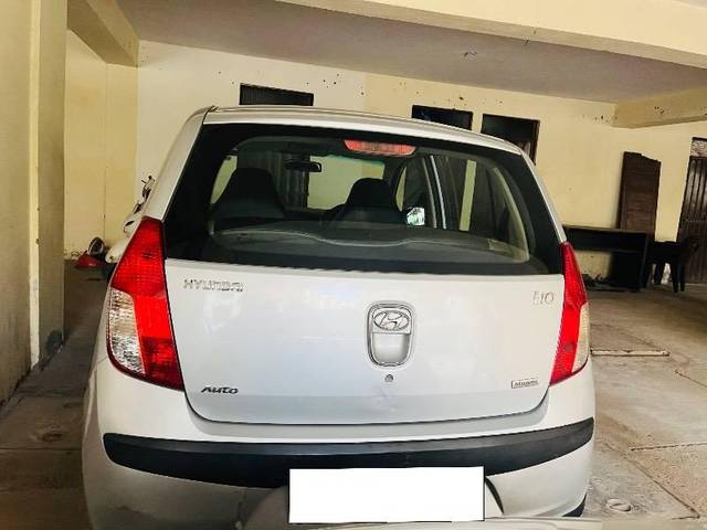 https://images10.gaadi.com/usedcar_image/4249161/original/processed_157ee03d-3b5e-4521-a14e-908d02298039.jpeg?imwidth=6401