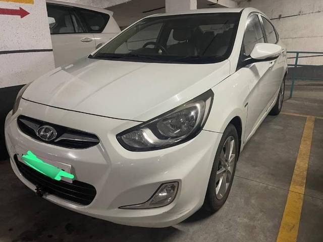 https://images10.gaadi.com/usedcar_image/4249259/original/processed_887e20ce-e0ad-4e57-a810-4af36657d8a0.jpg?imwidth=6400