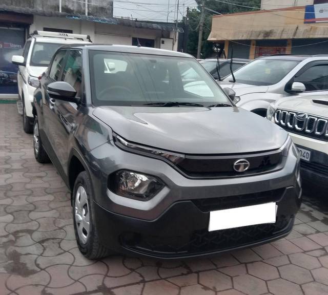 https://images10.gaadi.com/usedcar_image/4249286/original/processed_422b51b726e0ab19fe0d891dbe2e10a9.jpg?imwidth=6400