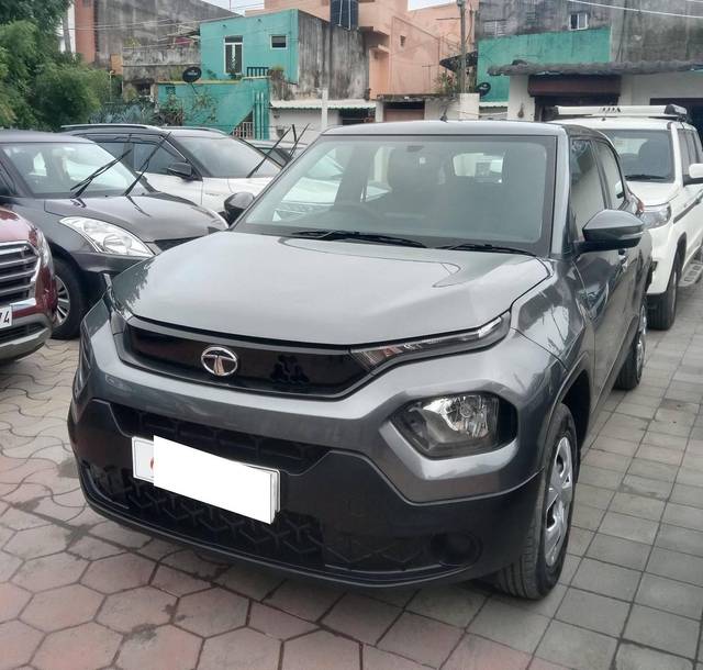 https://images10.gaadi.com/usedcar_image/4249286/original/processed_d3abdb3dbcf311125a346f153223eec3.jpg?imwidth=6401