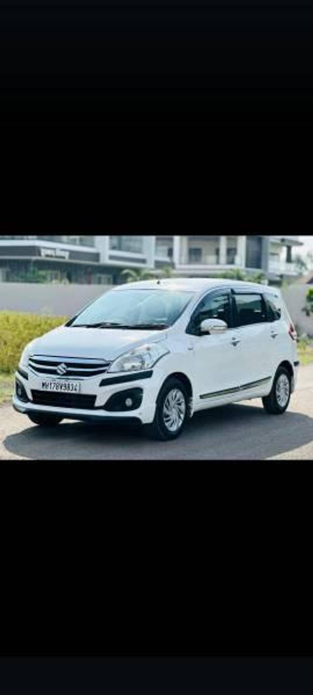 https://images10.gaadi.com/usedcar_image/4249309/original/processed_d82d21fd-6306-48e0-8ccb-b8a44ddfad41.jpg?imwidth=6402