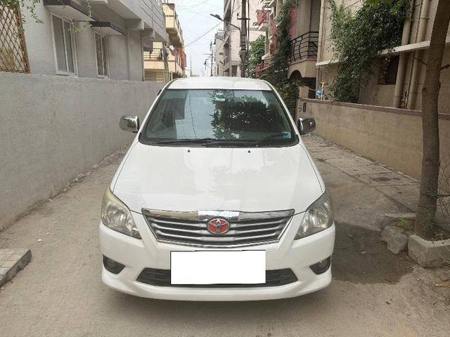 https://images10.gaadi.com/usedcar_image/4249329/original/ad5743f3536f32318bbf6d7ea3ed3c0f.jpeg?imwidth=6400