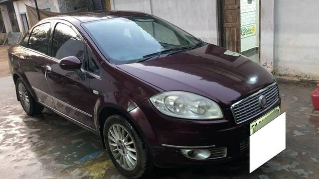 https://images10.gaadi.com/usedcar_image/4249422/original/processed_87fc78f6-6493-4af4-b58d-547cb92c903a.jpg?imwidth=6400