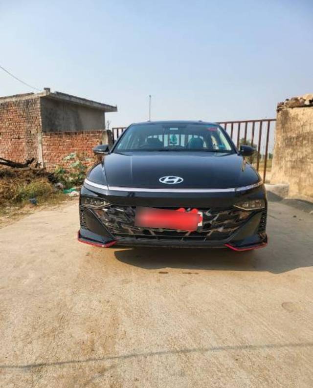 https://images10.gaadi.com/usedcar_image/4249543/original/processed_f652eb00-2e33-4c92-a4dd-99a027b74798.jpg?imwidth=6400