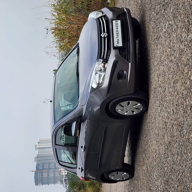 https://images10.gaadi.com/usedcar_image/4249578/original/6e74d4c8cf70838582a76a943586e19f.jpg?imwidth=6402