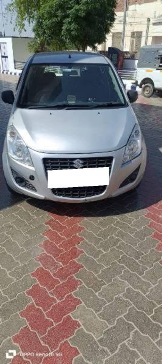 https://images10.gaadi.com/usedcar_image/4249737/original/processed_72d17762-af8a-4194-84f8-5a963b1e5d1f.jpg?imwidth=6402