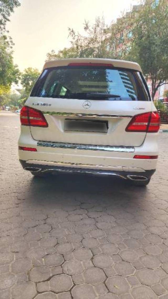 https://images10.gaadi.com/usedcar_image/4249906/original/2450b4c25676dd76bb099f4dd3269693.jpg?imwidth=6401