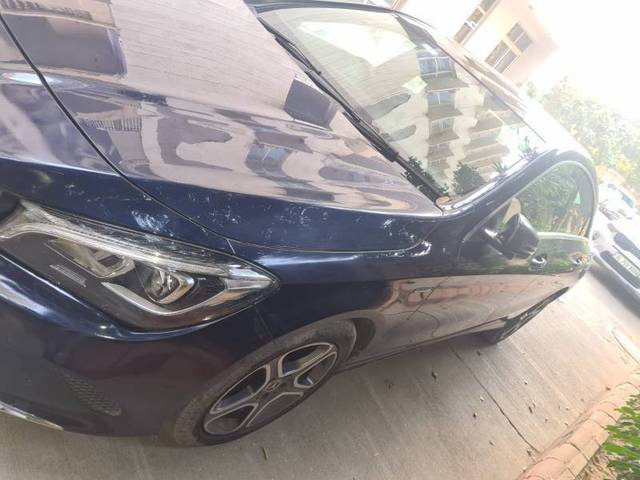 https://images10.gaadi.com/usedcar_image/4249991/original/663c34be99ea94d0ac3b77107e3f1d5d.jpg?imwidth=6402