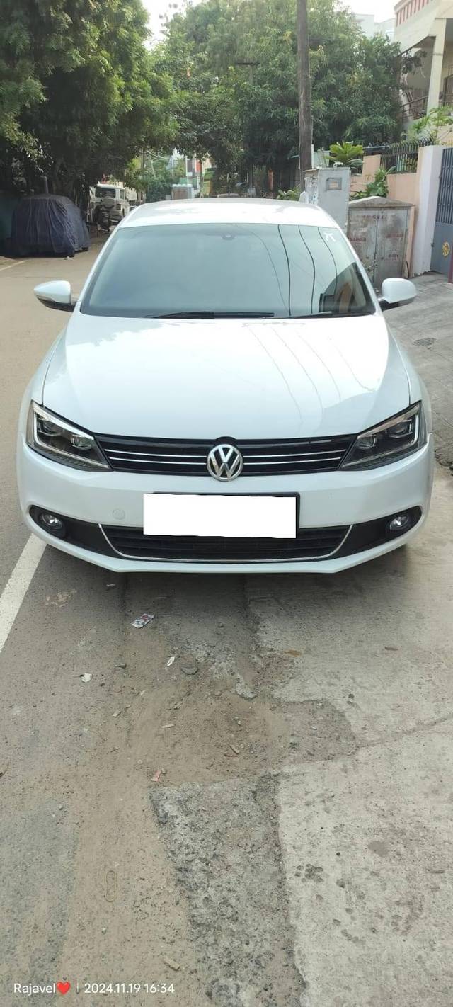 https://images10.gaadi.com/usedcar_image/4250011/original/processed_b0f49a5010487cd4c06a1d4884faf22f.jpg?imwidth=6400