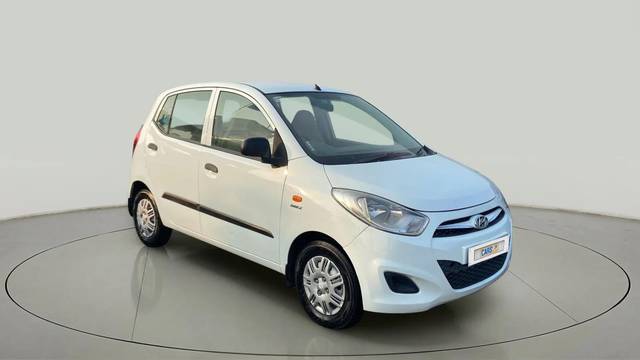 https://images10.gaadi.com/usedcar_image/4250035/original/67e088098319501c0f40940e55dcf926.jpg?imwidth=6400