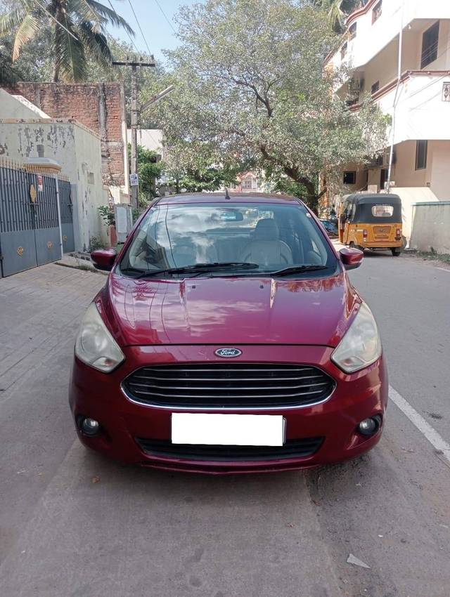 https://images10.gaadi.com/usedcar_image/4250078/original/processed_ac141c5d3dcc75fbdd41efc088210f38.jpg?imwidth=6400