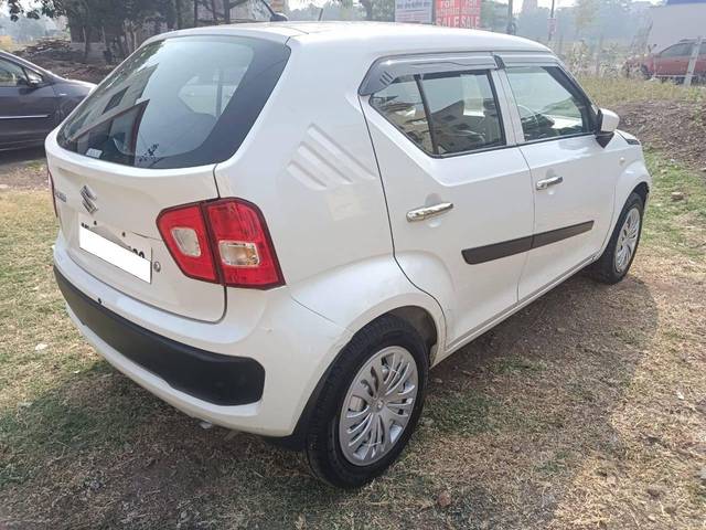 https://images10.gaadi.com/usedcar_image/4250081/original/processed_451f4b45a5eee16e42b1cdd1e0d6c506.jpg?imwidth=6401