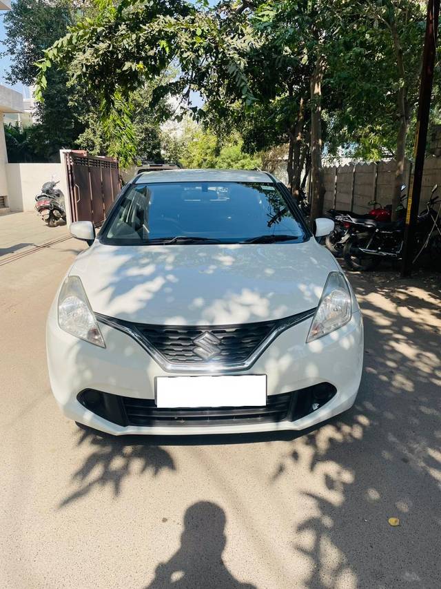 https://images10.gaadi.com/usedcar_image/4250082/original/processed_f46f9e1717390bed53866389dd8e42a5.jpg?imwidth=6401