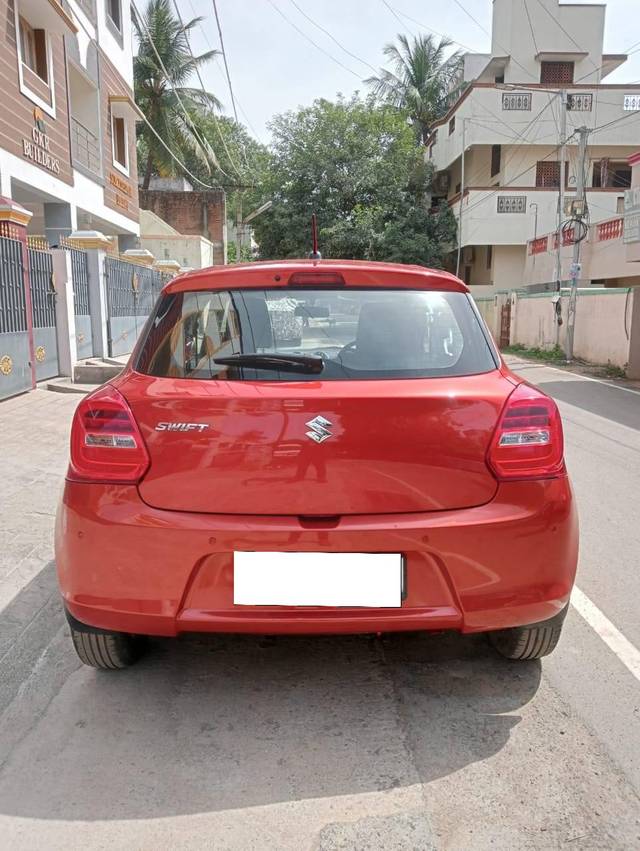 https://images10.gaadi.com/usedcar_image/4250126/original/processed_41861b69897045162216b369fe92ca19.jpg?imwidth=6402