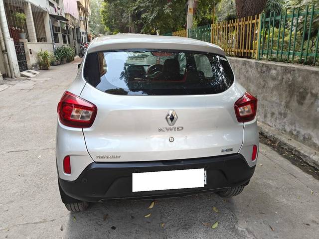 https://images10.gaadi.com/usedcar_image/4250132/original/processed_56b7db0c265eef44d7624ab69348e770.jpeg?imwidth=6401