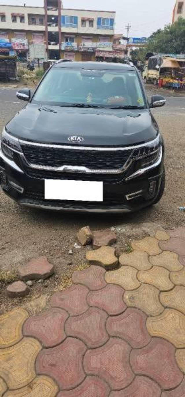 https://images10.gaadi.com/usedcar_image/4250191/original/processed_7f07f062-7ffd-4376-aba8-34064e018874.jpg?imwidth=6400