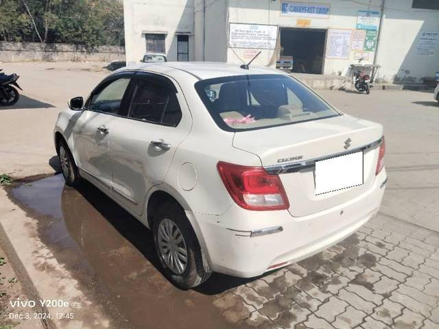 https://images10.gaadi.com/usedcar_image/4250193/original/processed_26352d18-550c-4f74-91f7-3df2ce7dc404.jpg?imwidth=6402